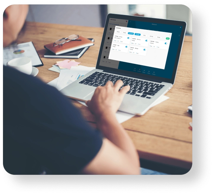 Man using Cielo World App on Laptop