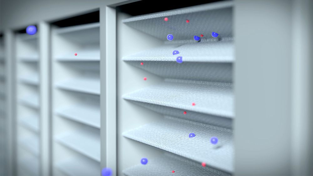 Air filter trapping small particels present inside your home